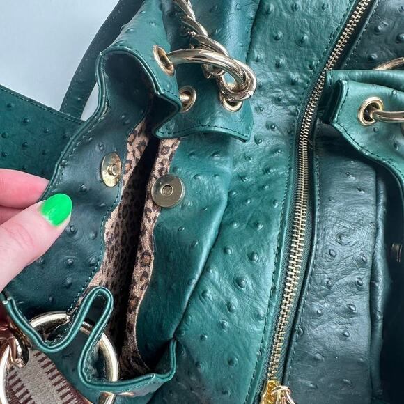 Isabella Adams Green and Gold Ostrich Print Bag - Picture 7 of 8